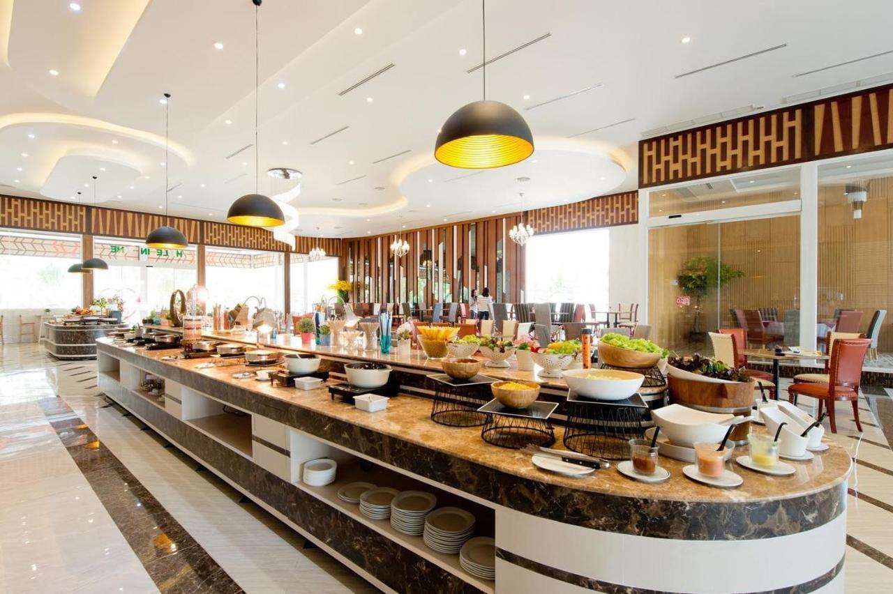 Pinehurst Golf Club And Hotel Pathum Thani Exterior foto